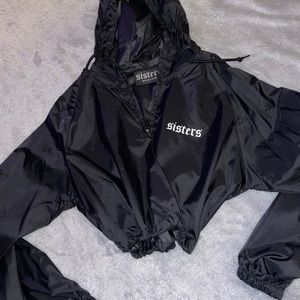 Sisters apparel cropped windbreaker